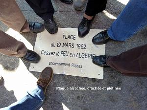 2012 03 10 NIMES MANIF CONTRE COLLOQUE DU FLN (70) PAR GV